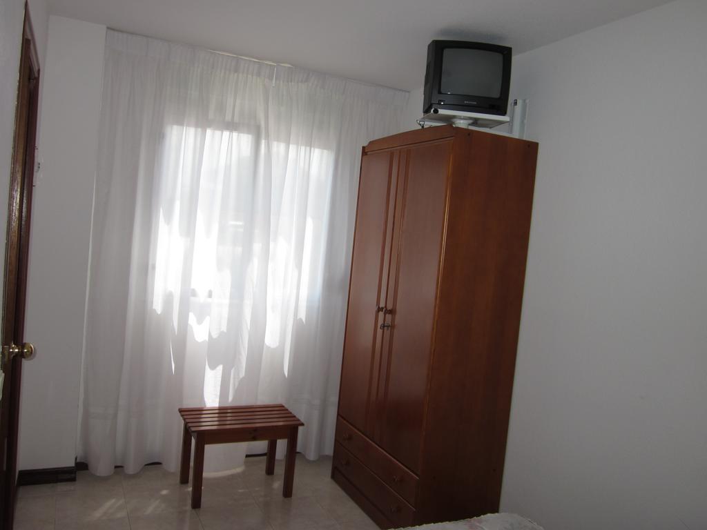 נוחה Habitaciones Lopez Azcona חדר תמונה