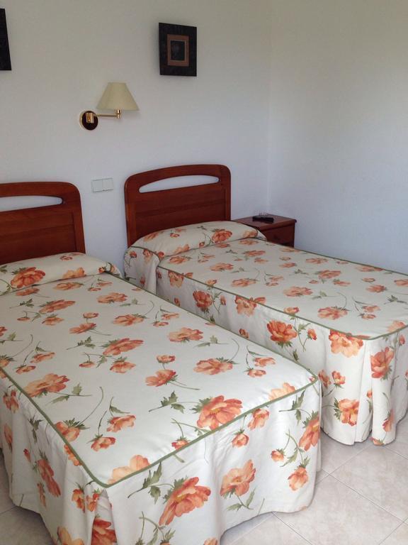 נוחה Habitaciones Lopez Azcona מראה חיצוני תמונה