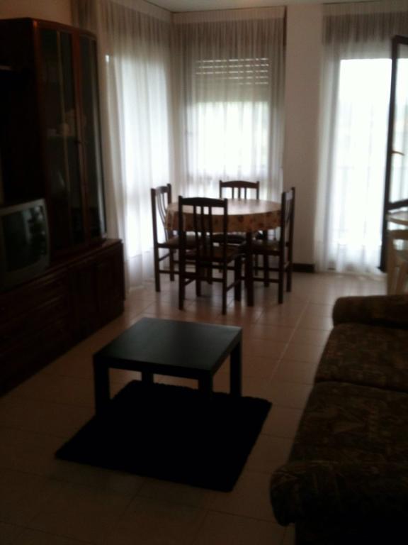 נוחה Habitaciones Lopez Azcona מראה חיצוני תמונה