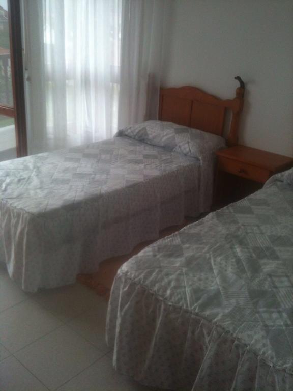 נוחה Habitaciones Lopez Azcona מראה חיצוני תמונה